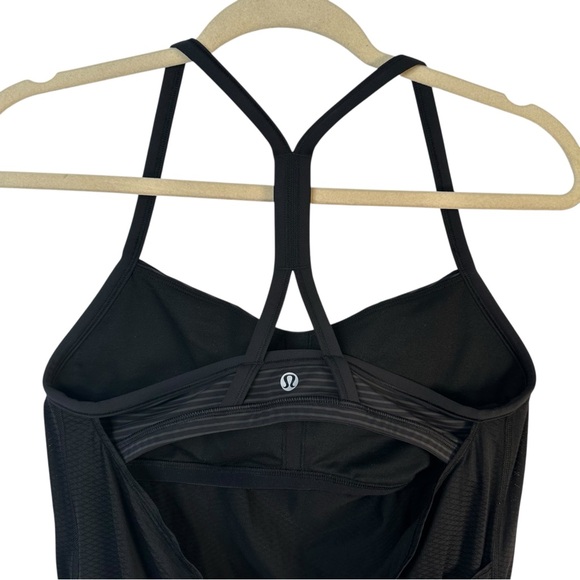 Lululemon Run Free Tank Size 6 Heathered Black Swan Racerback Lightweight NWT - Picture 10 of 15